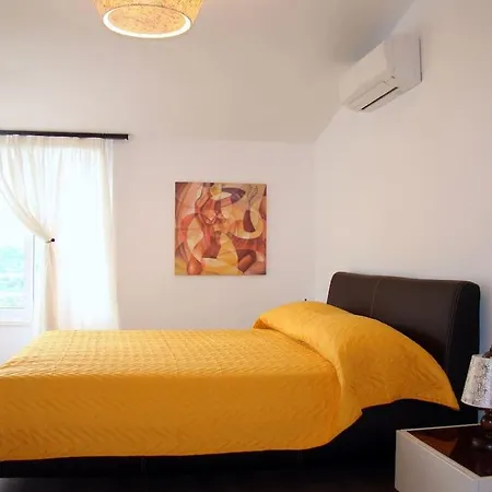 Apartment Exclusive